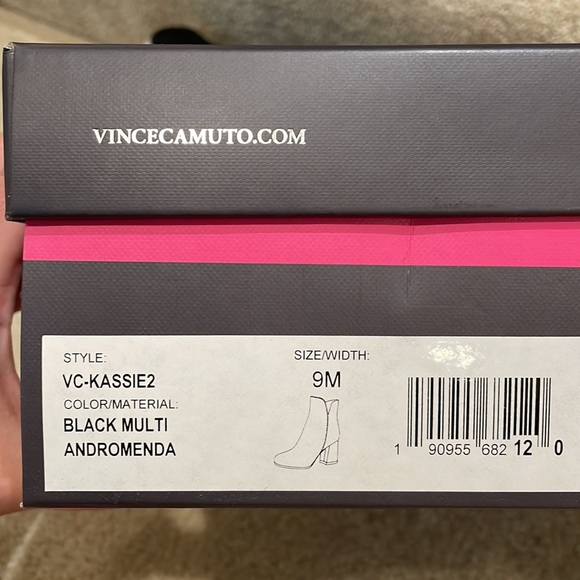 Vince Camuto Kassie Boots - Picture 6 of 7